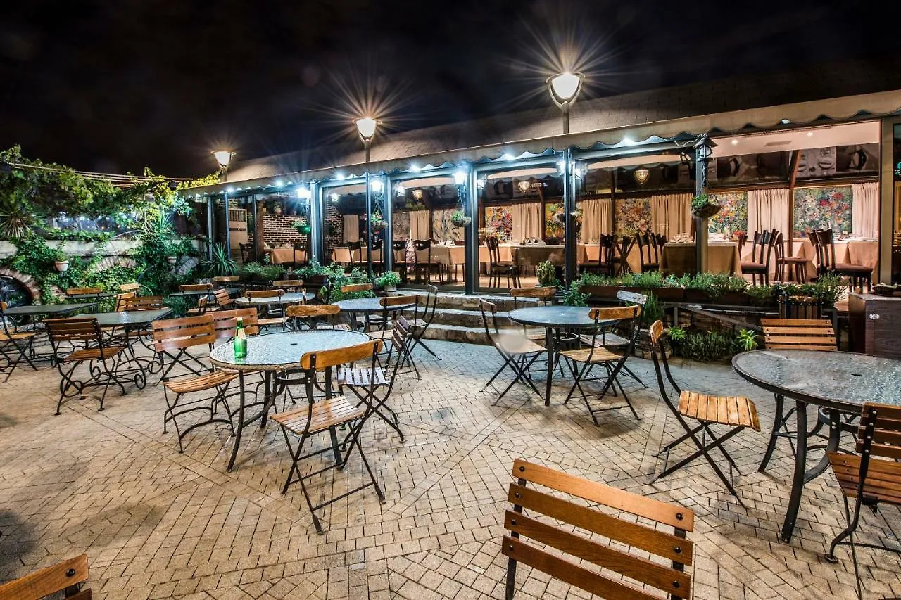 טביליסי Hotel Kopala